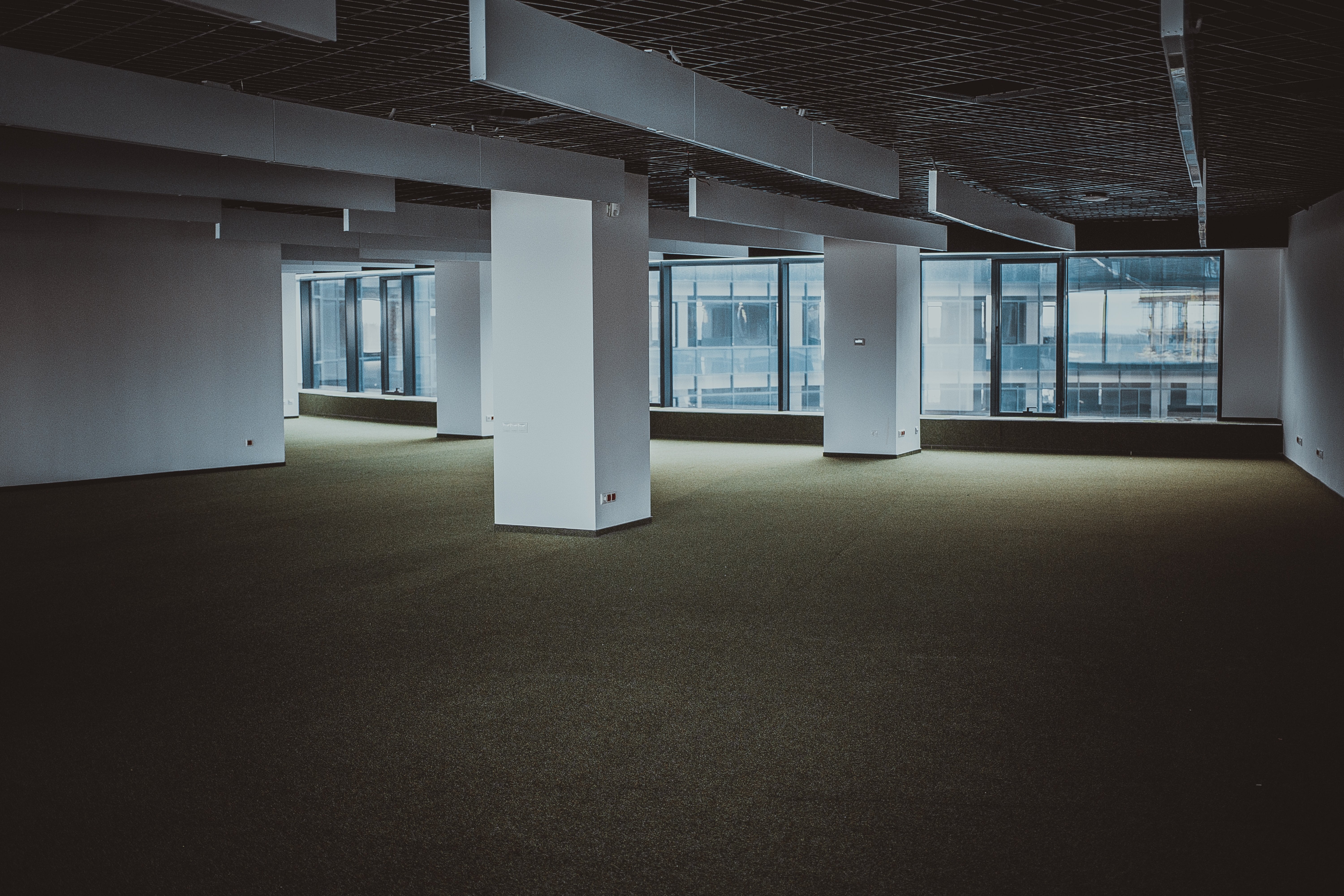 The Advantages Carpet Tiles Give You When Installing Them In Your Commercial Space